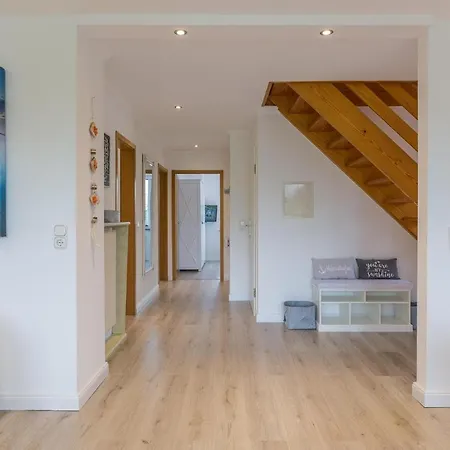 Glockenstrasse Ostseehoehe 2 Scharbeutz