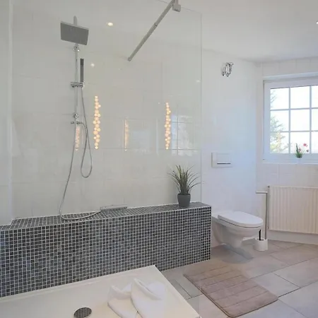 Apartament Glockenstrasse Ostseehoehe 2 *