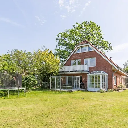 Glockenstrasse Ostseehoehe 2 * Scharbeutz